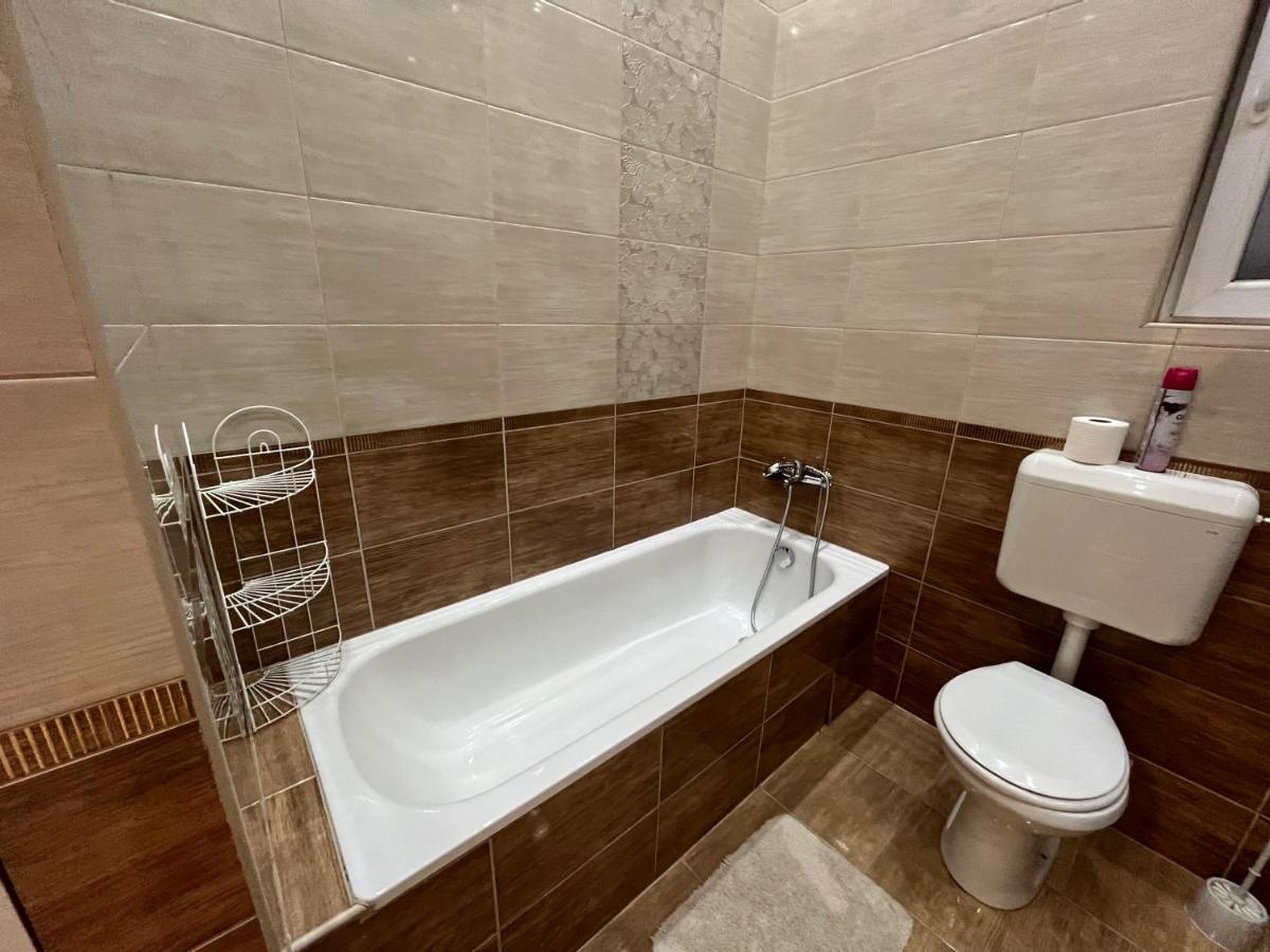 Appartamento Széchenyi Aparman  Miskolc Esterno foto